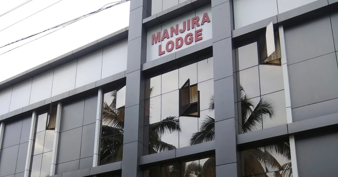 Manjira Lodge - Photo 2